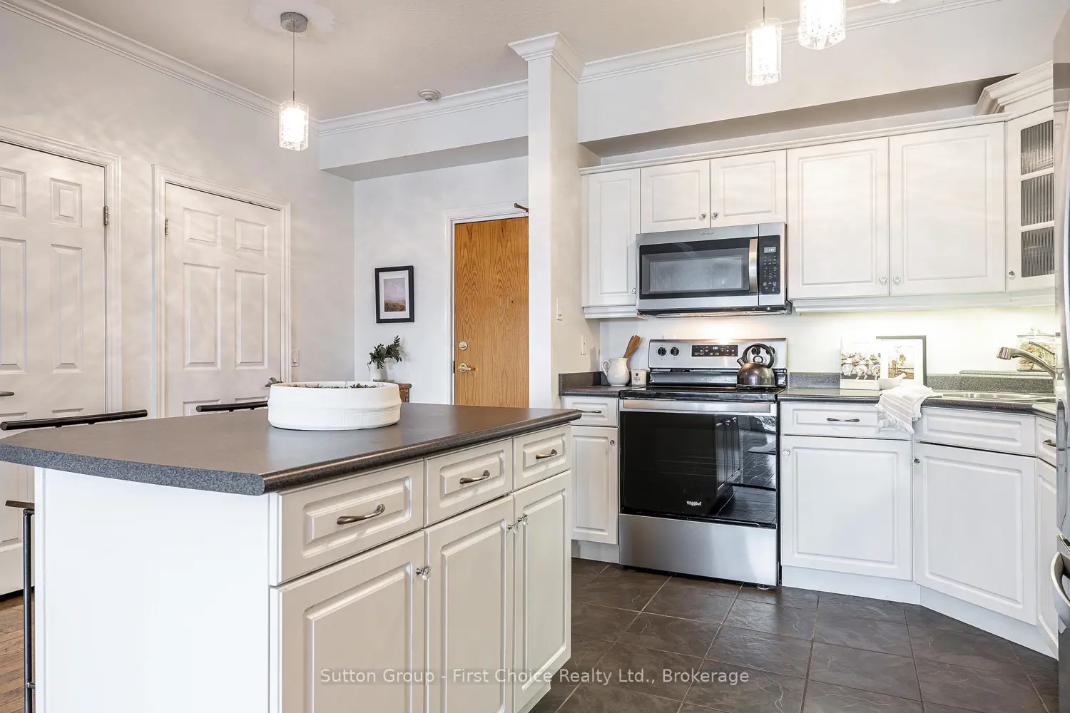 Additional image 9 of 160 Romeo Street 501