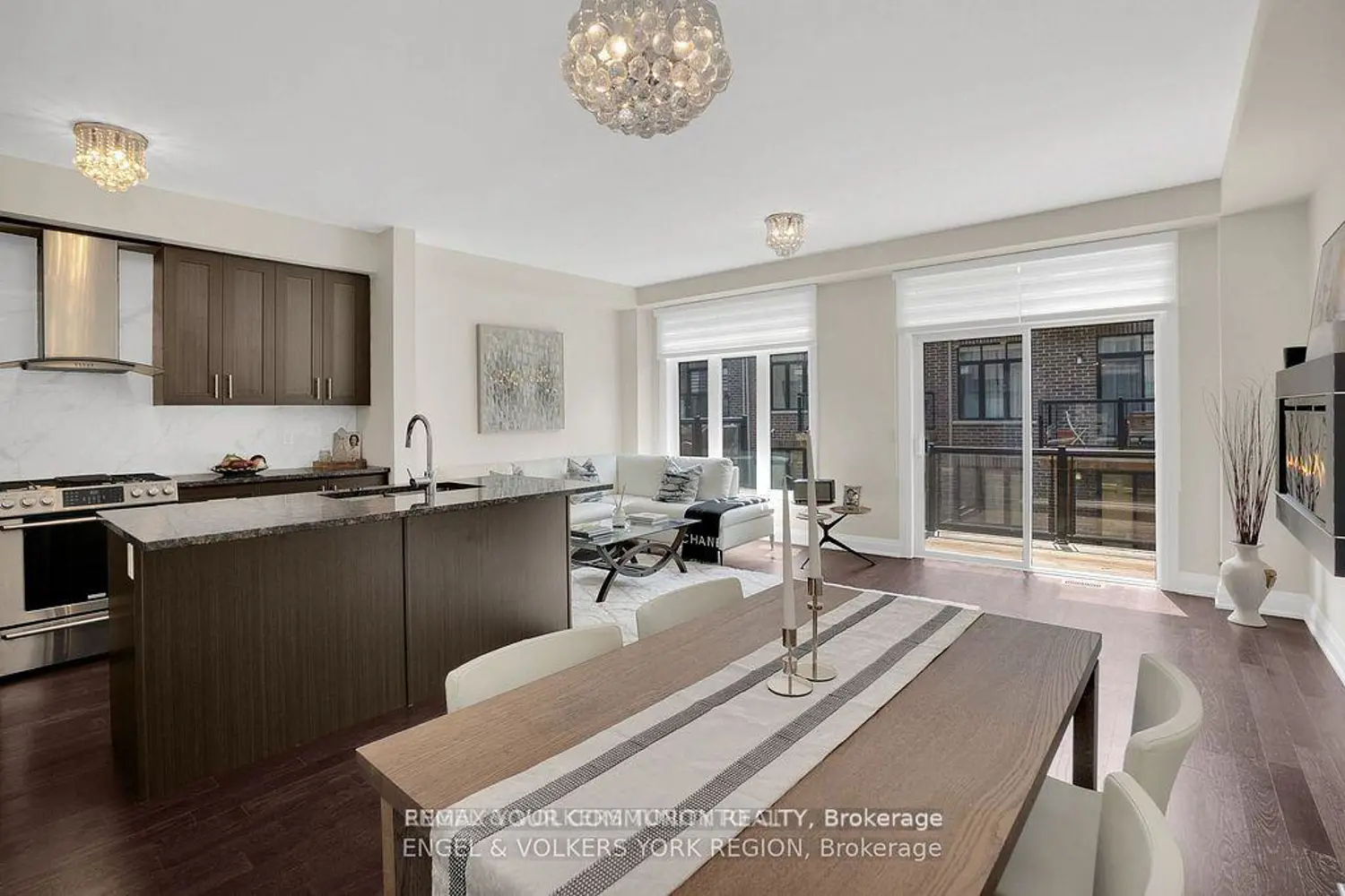 Additional image 11 of 29 Nardini Lane