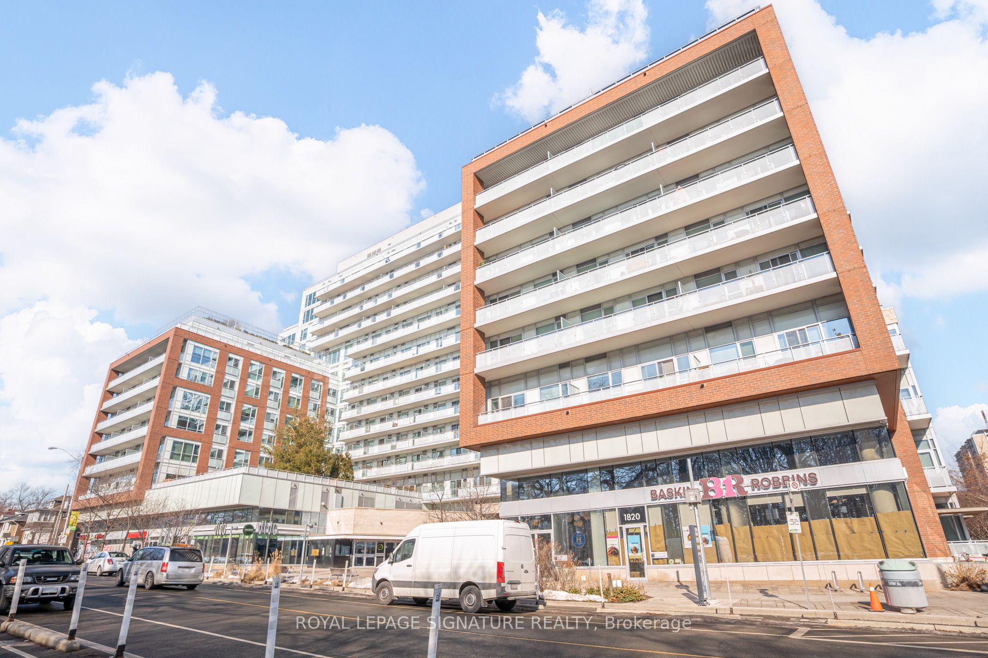 836-1830 Bloor Street W, Toronto, ON, M6P 0A2