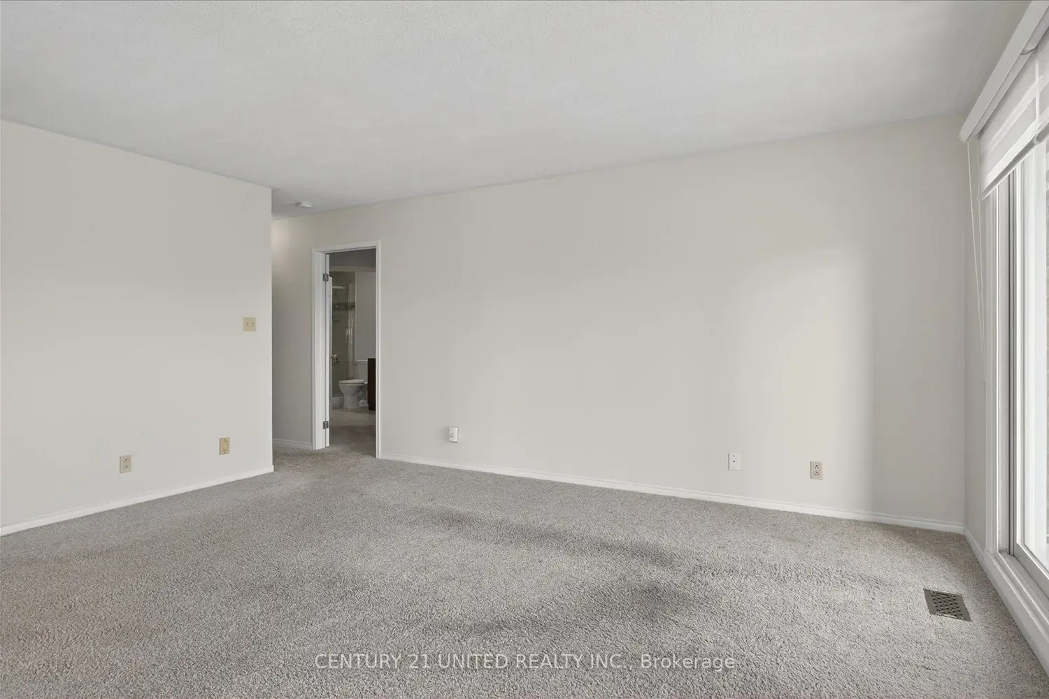 Additional image 7 of 1099 Clonsilla Avenue 214A