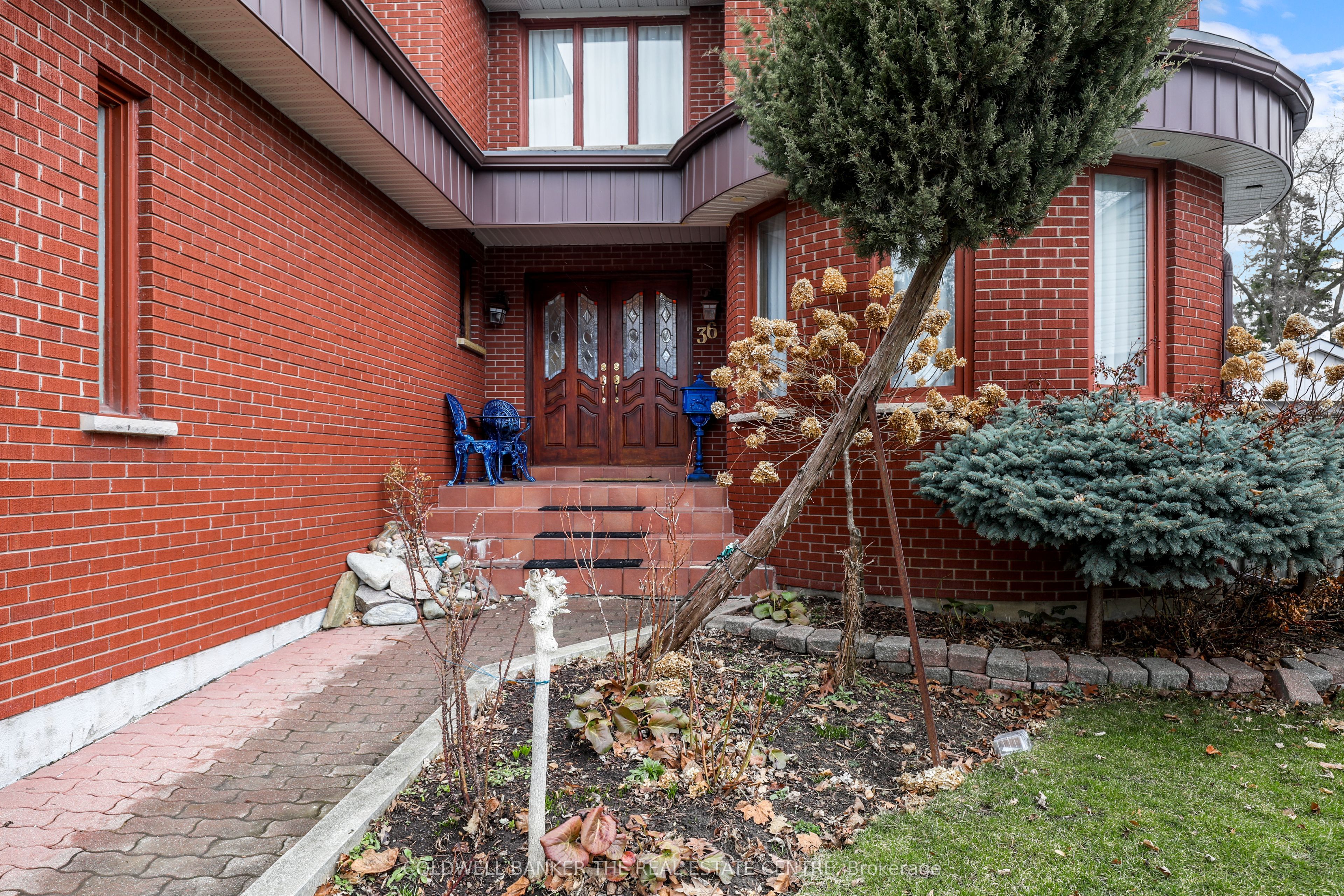 Additional image 3 of 36 Ovida Avenue, Toronto, ON, M9B 1E1