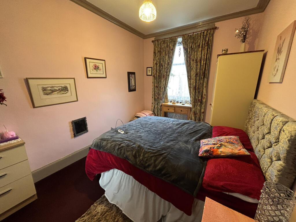 Additional image 4 of 5 The Square