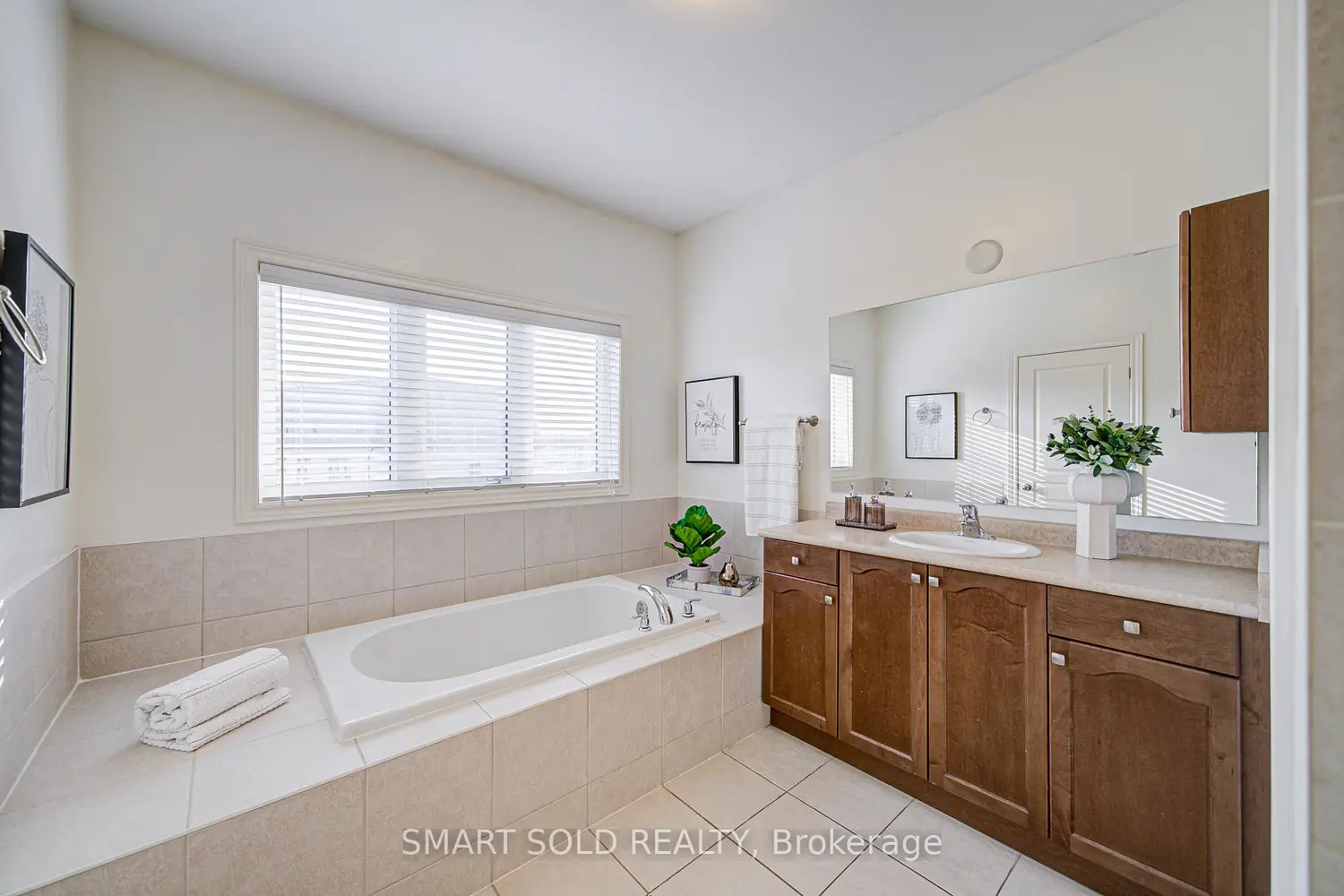 Additional image 9 of 99 Chouinard Way