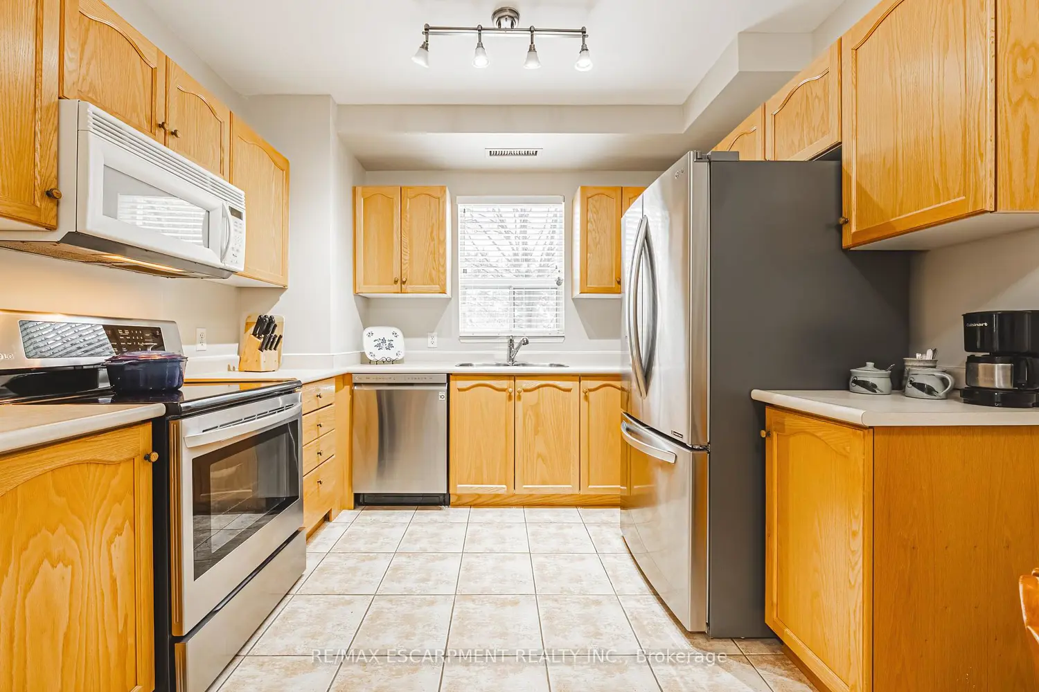 Additional image 4 of 2075 Amherst Heights Drive 103