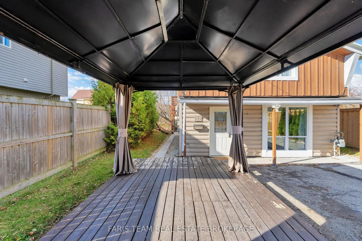 Additional image 3 of 3 Courtland Street