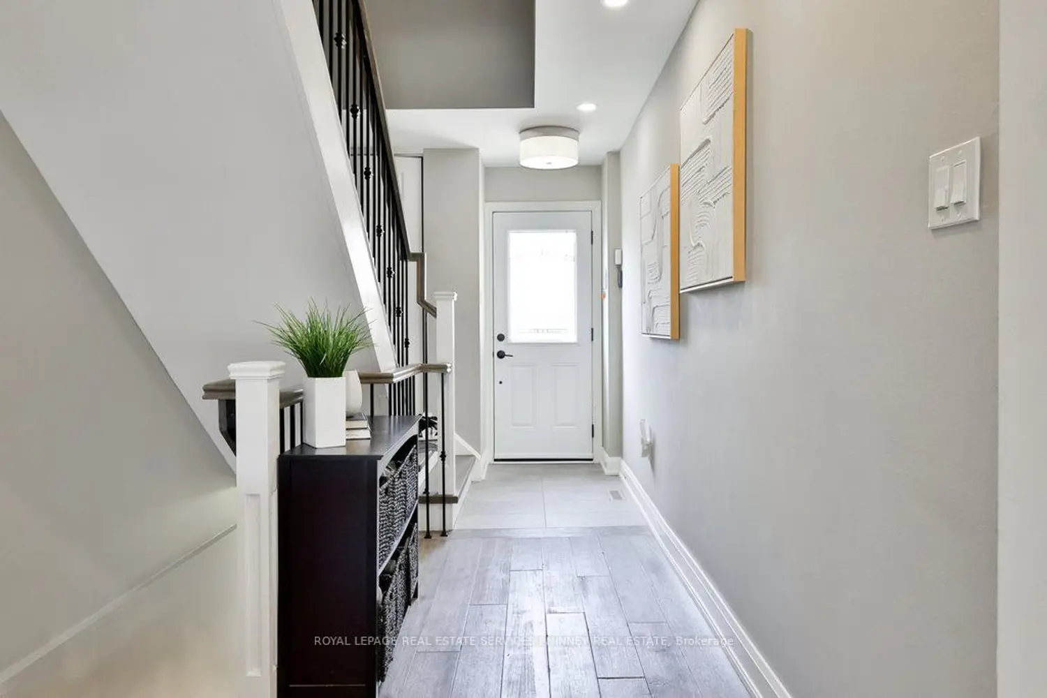 Additional image 6 of 1558 Lancaster Drive 66