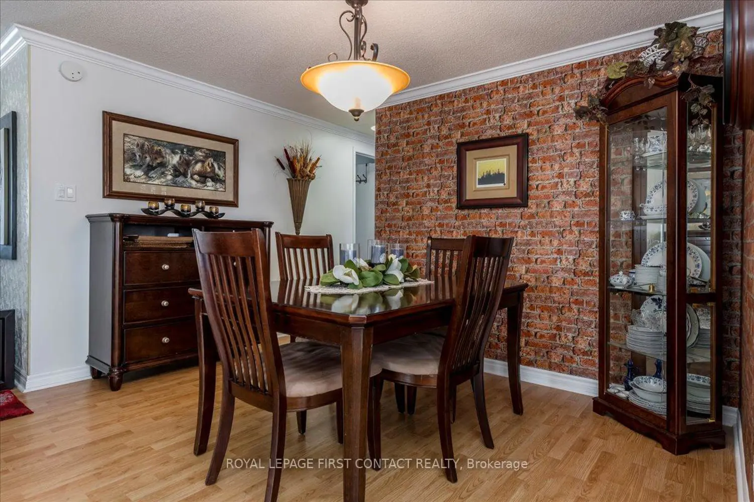 Additional image 8 of 5 Terra Nova Arm