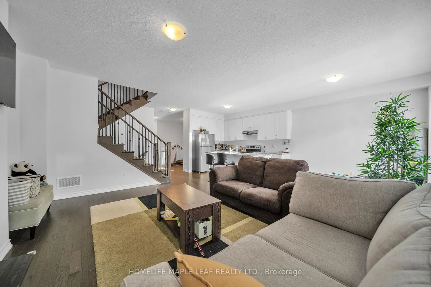 Additional image 11 of 32 Camino Real Drive