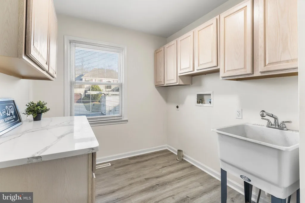 Additional image 29 of 210 W Silver Fox Road, Newark, DE 19702