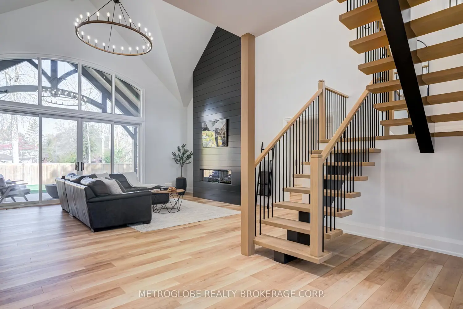 Additional image 15 of 862 Kennedy Road