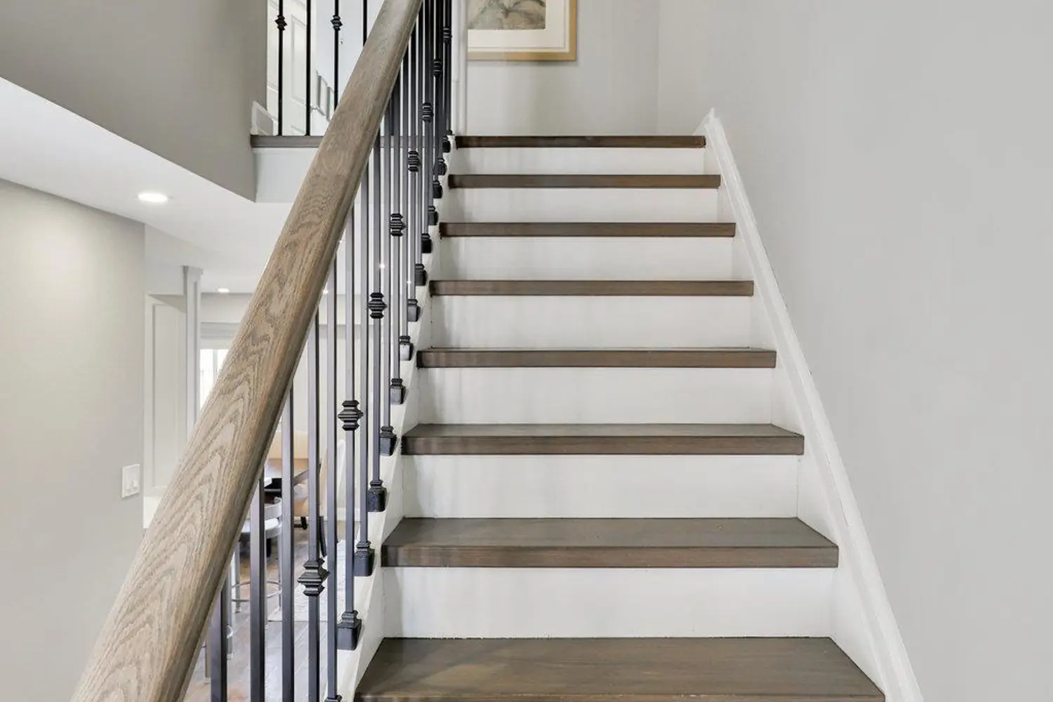 Additional image 7 of 1558 Lancaster Drive 66