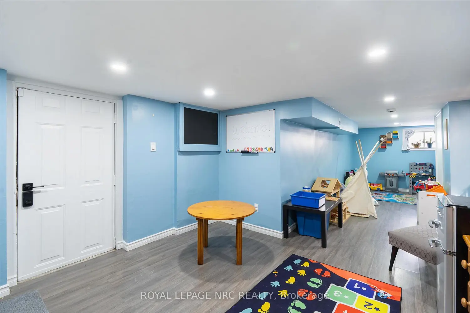 Additional image 13 of 4688 Mcdougall Crescent