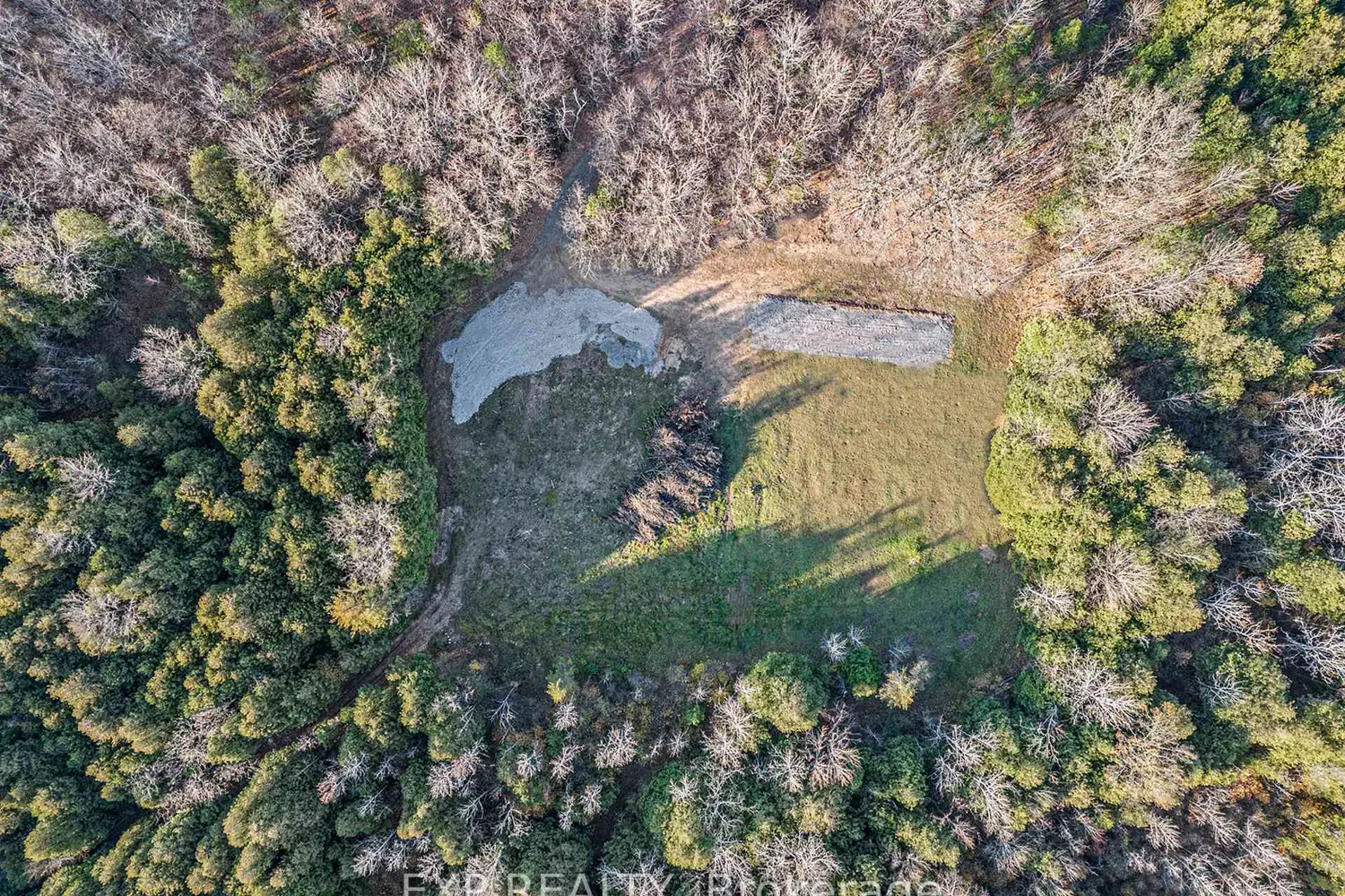 8014 Parkway Road photo 2