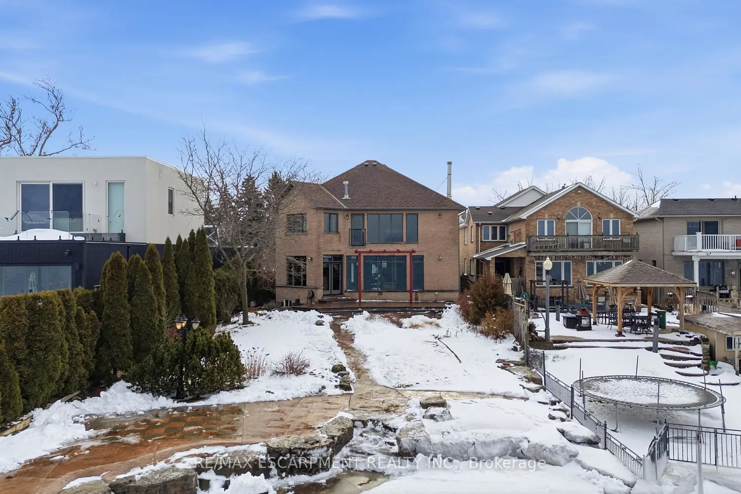 Additional image 17 of 4 Lakeside Drive