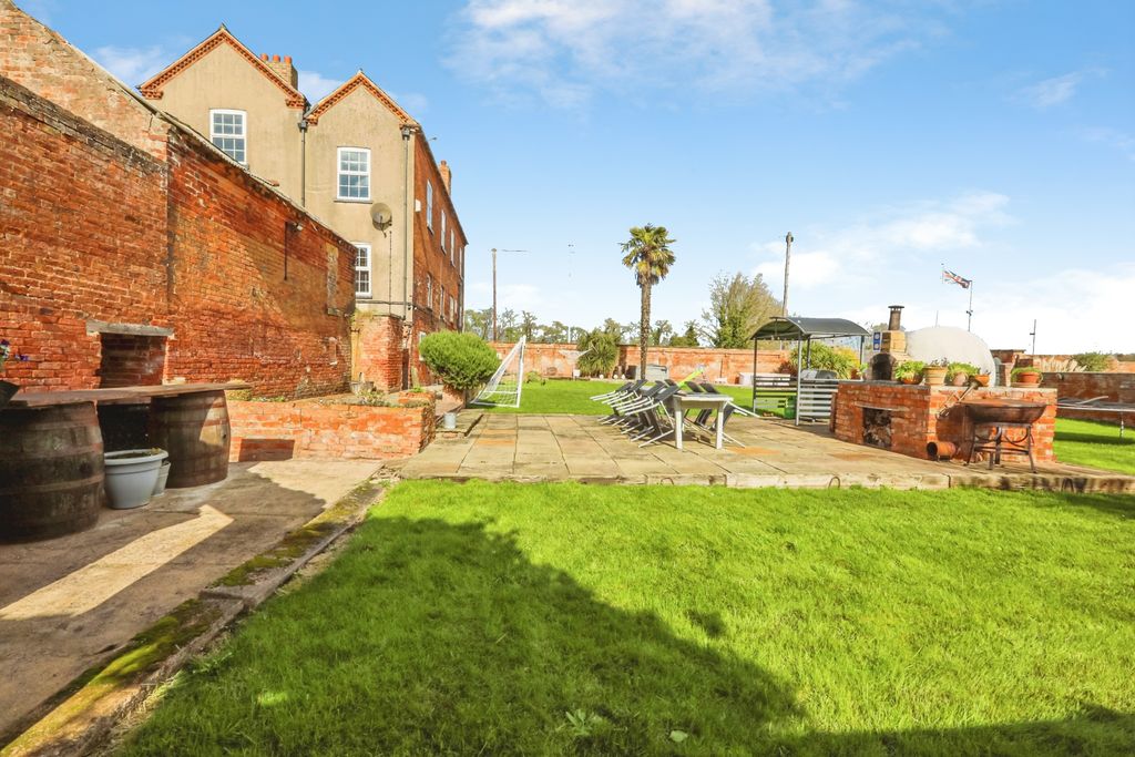 Additional image 29 of 7 bed detached house for sale94, Welham Road, Retford DN22
