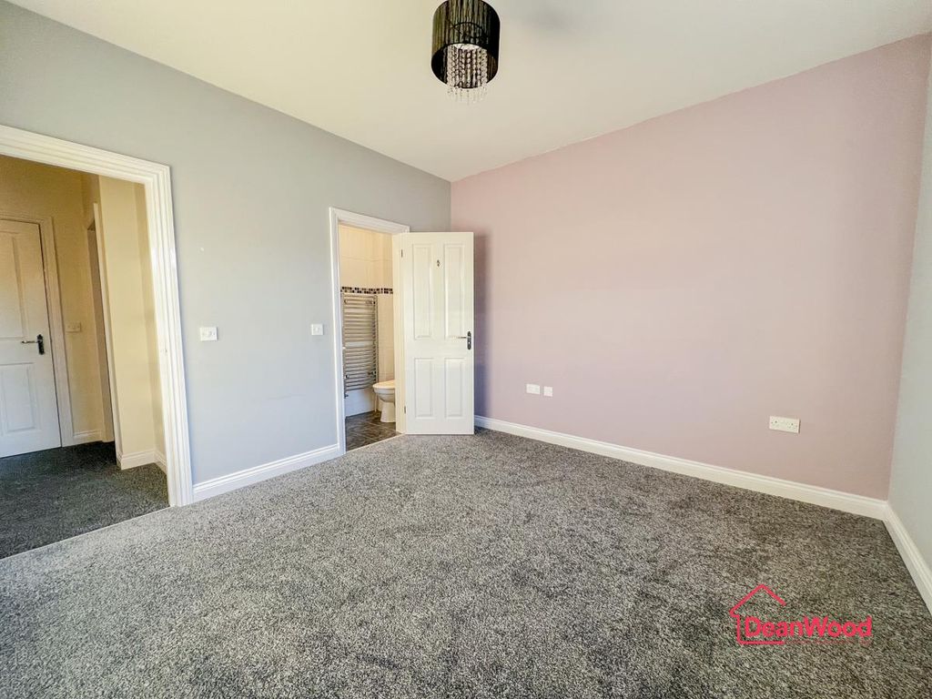 Additional image 11 of 2 bed flat for saleApt 5 Prospect Court, Woodbourne Road, Douglas, Isle Of Man IM1
