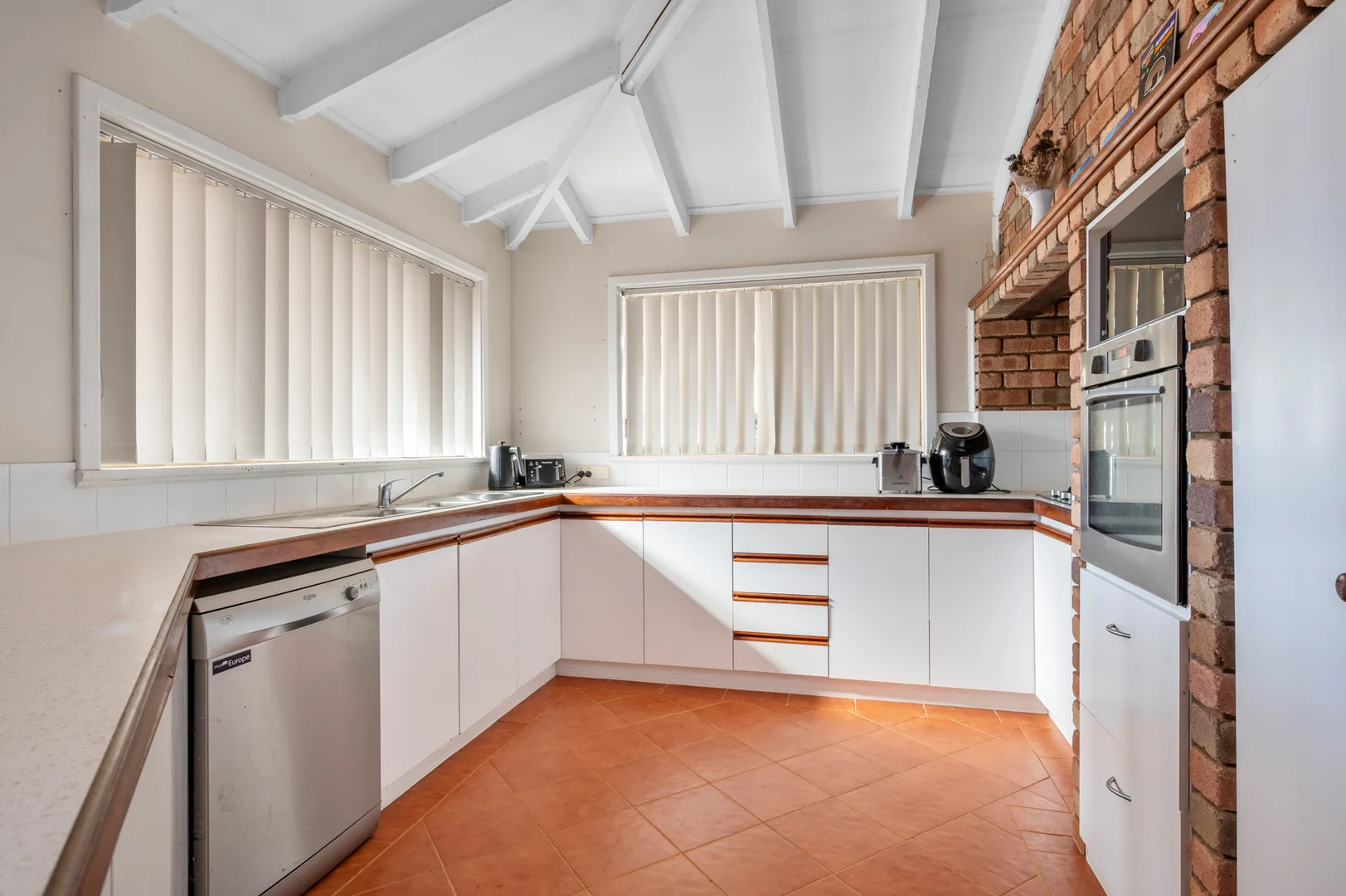 Additional image 8 of 228 Collins Street, West Lamington WA 6430