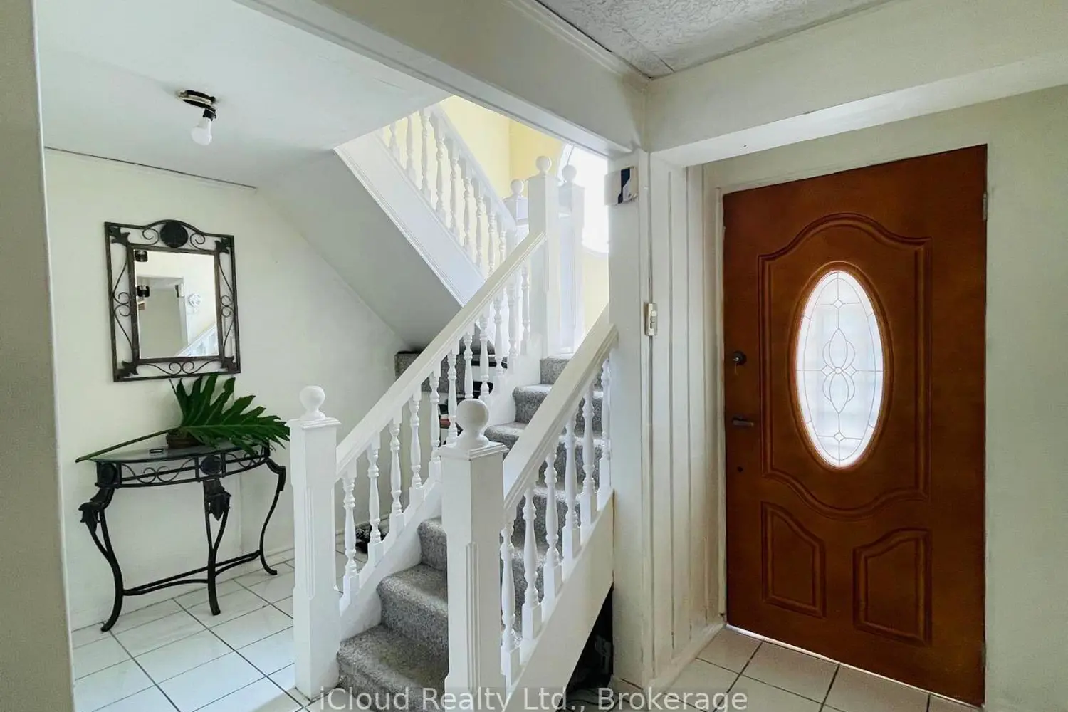 Additional image 15 of 45 Lisa Avenue