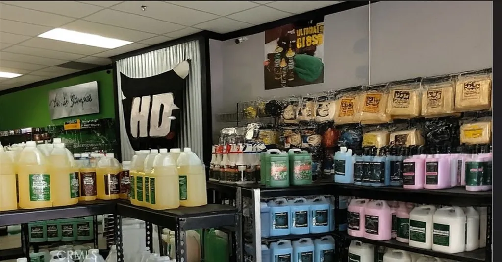 Additional image 12 of 10550 Sierra Ave Unit D, Fontana, CA 92337