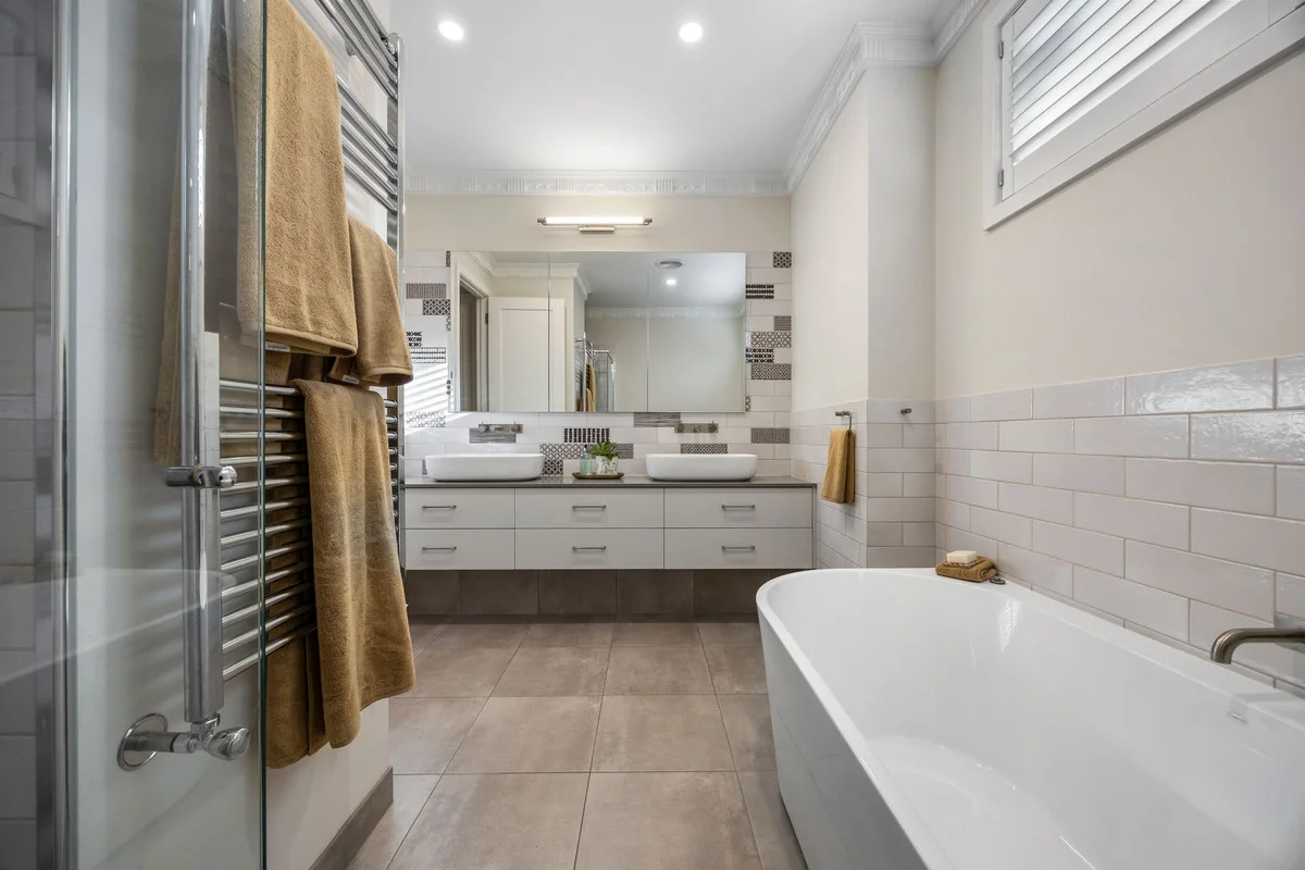 Additional image 22 of 302 Wendouree Parade, Lake Wendouree VIC 3350