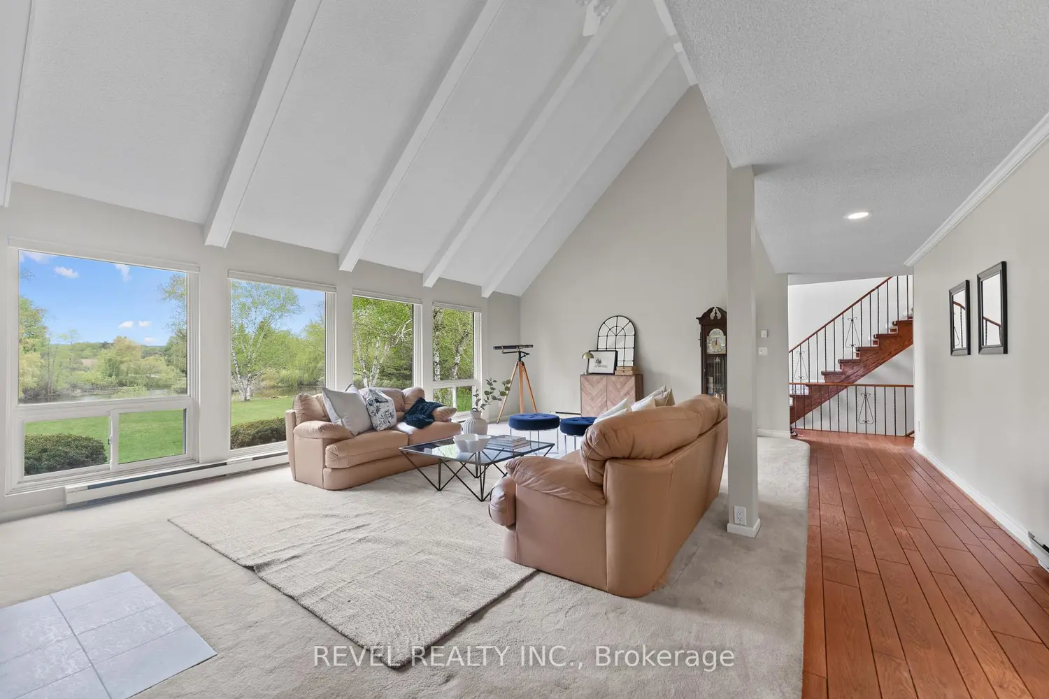 Additional image 10 of 15633 Kennedy Road