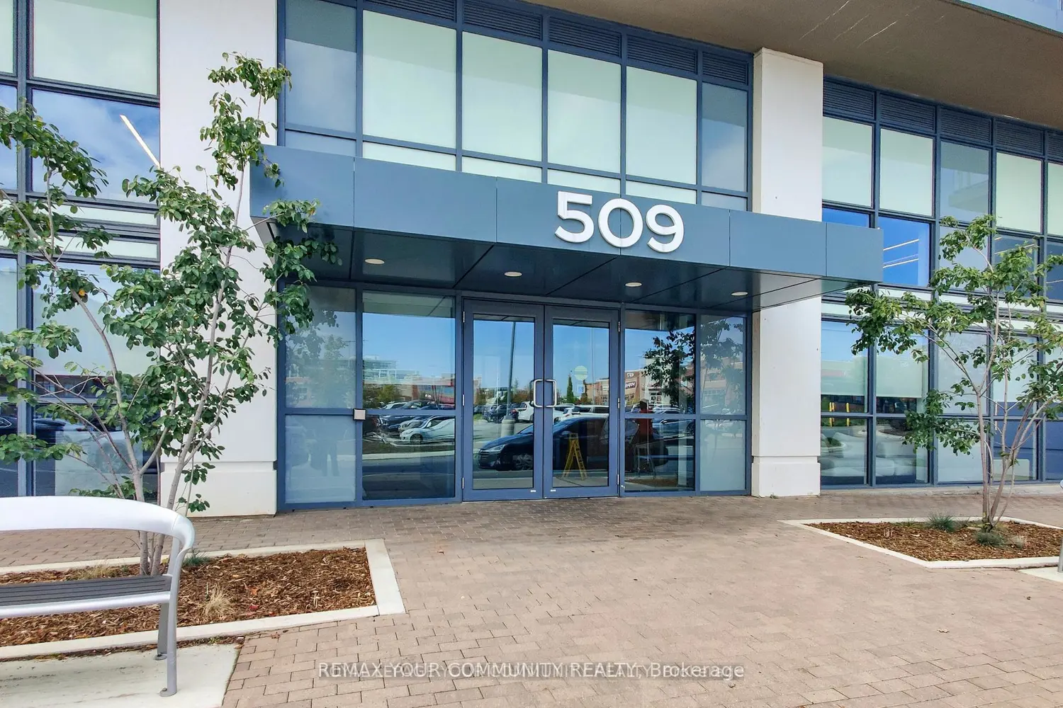 Additional image 2 of 509 Dundas Street 807