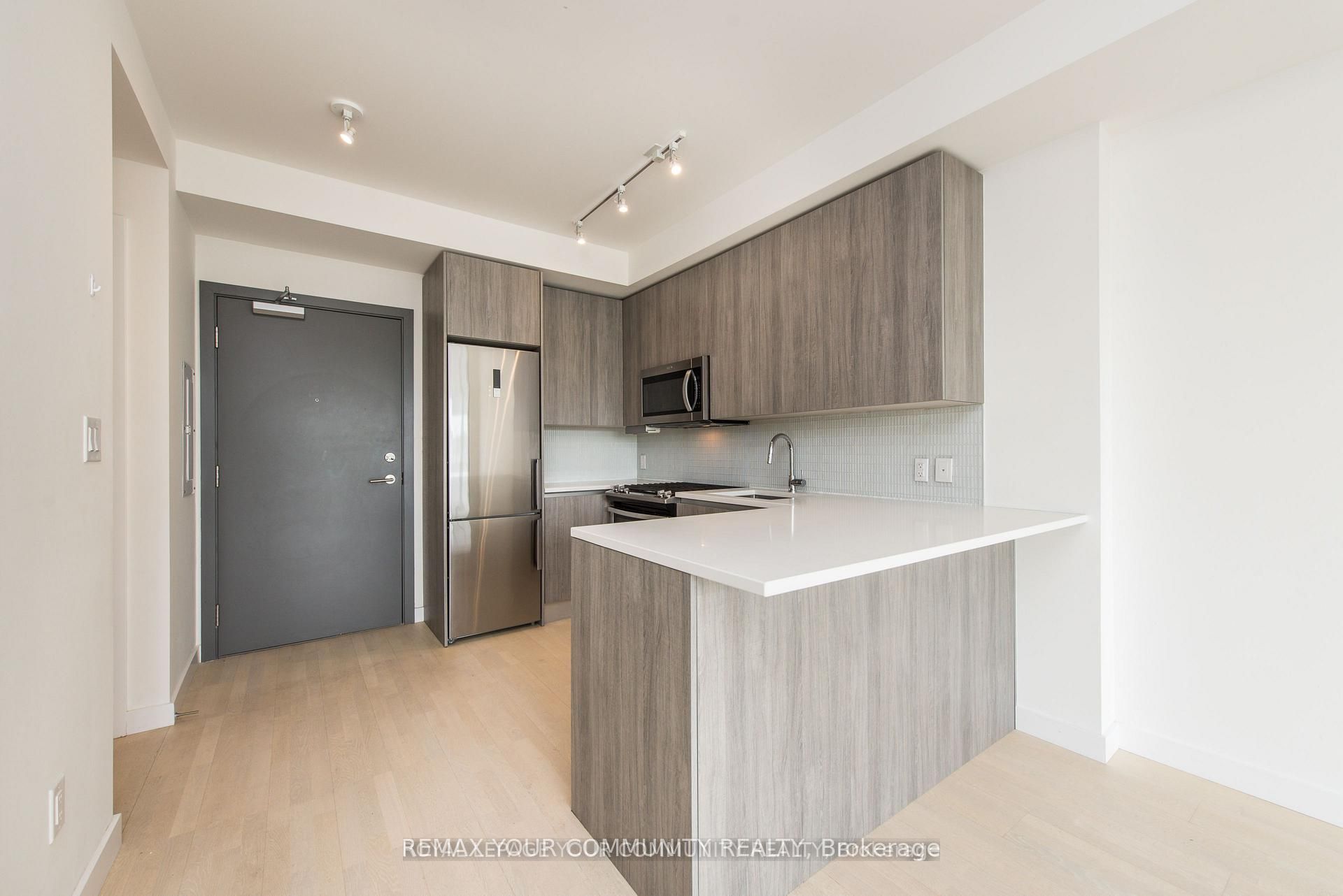 Additional image 2 of 502-246 Logan Avenue, Toronto, ON, M4M 1J2