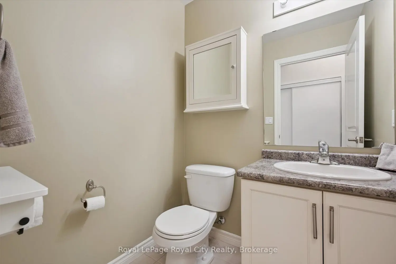 Additional image 13 of 1077 Gordon Street 228