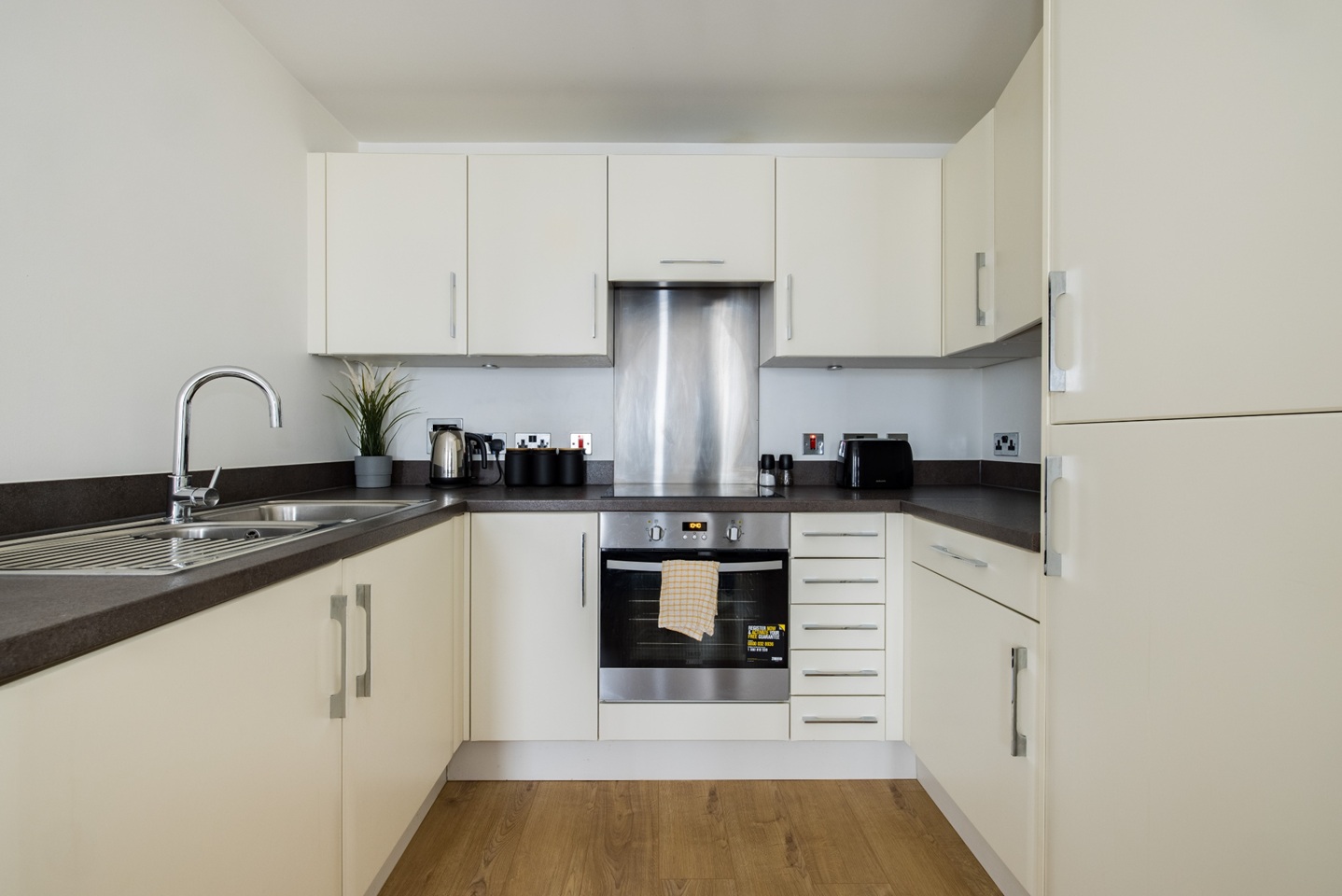 Additional image 5 of 2 Bed Flat, Britannia Walk, N1, N1 7GU