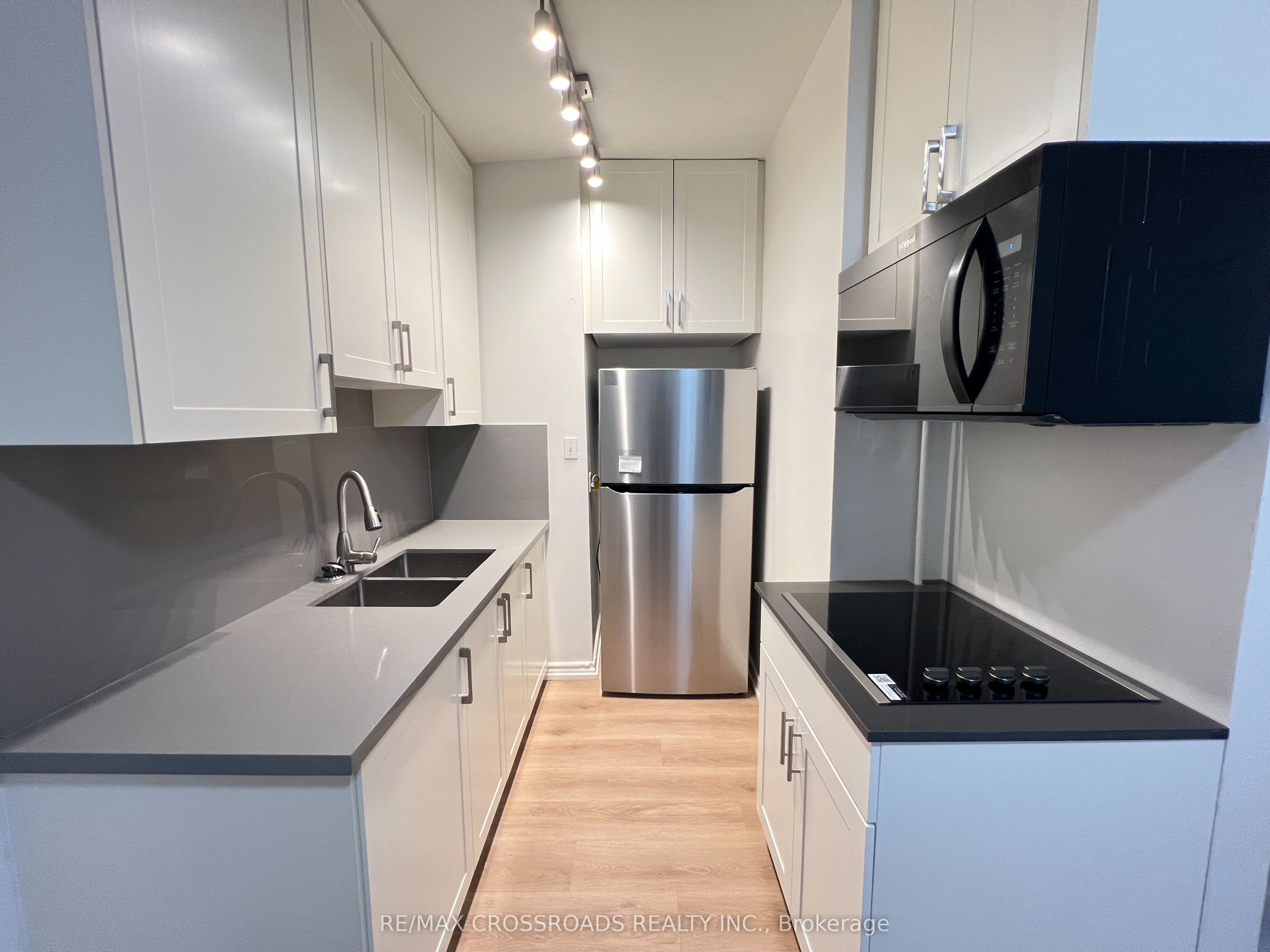 Additional image 6 of UNIT 1-82 Curzon Street, Toronto, ON, M4M 3B4