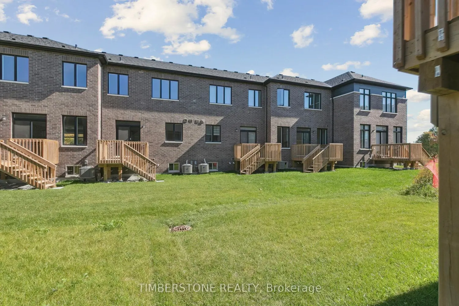 Additional image 20 of 1813 Narcissus Gardens