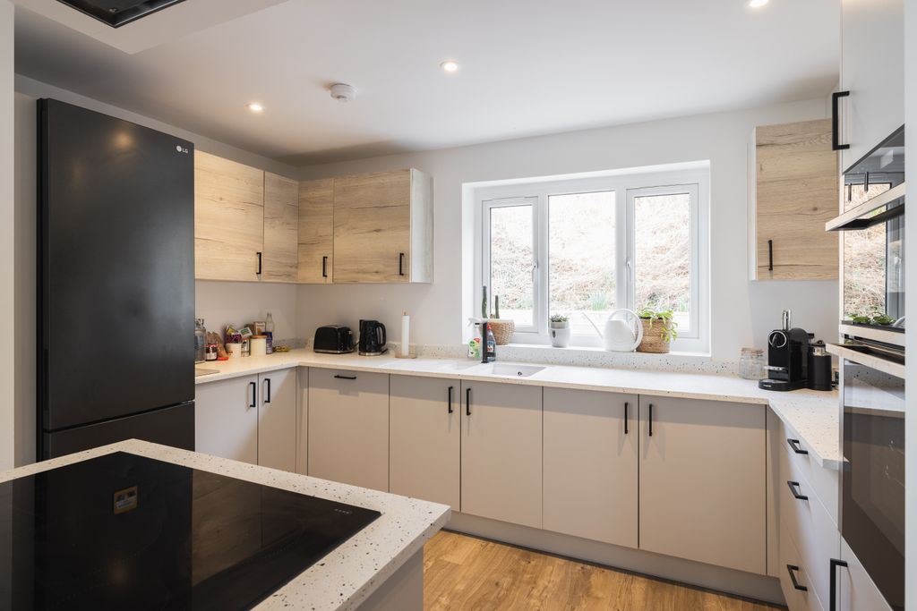 Additional image 6 of 3 bed flat for saleLa Route De La Pulente, St. Brelade, Jersey JE3