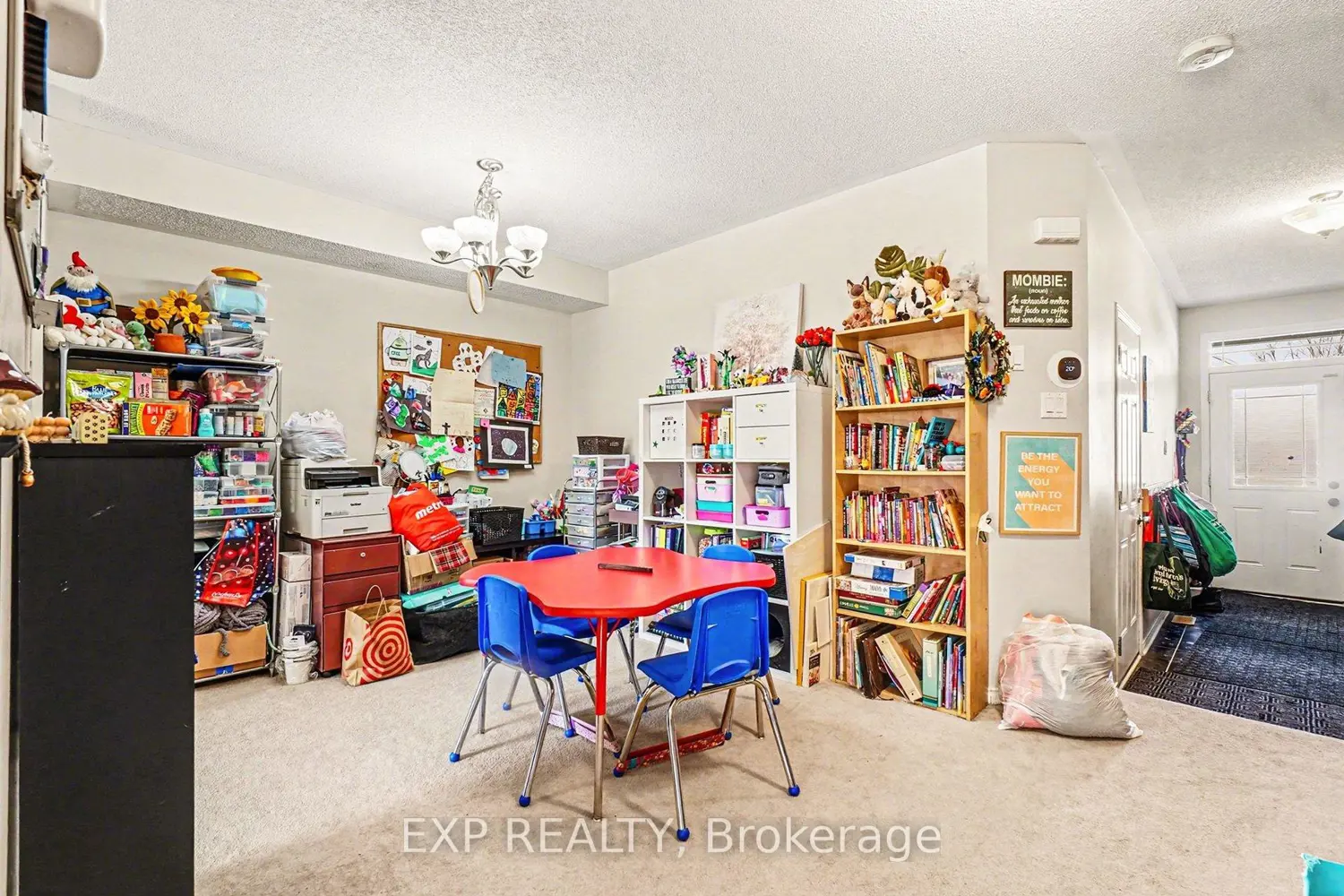 Additional image 6 of 735 Regiment Avenue