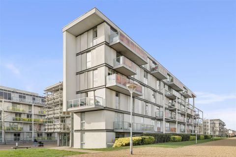 Fyfe House, New River Village, Hornsey N8