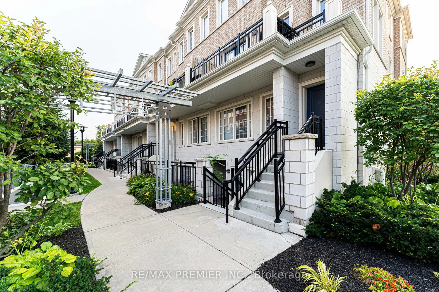 26 Bruce Street B02