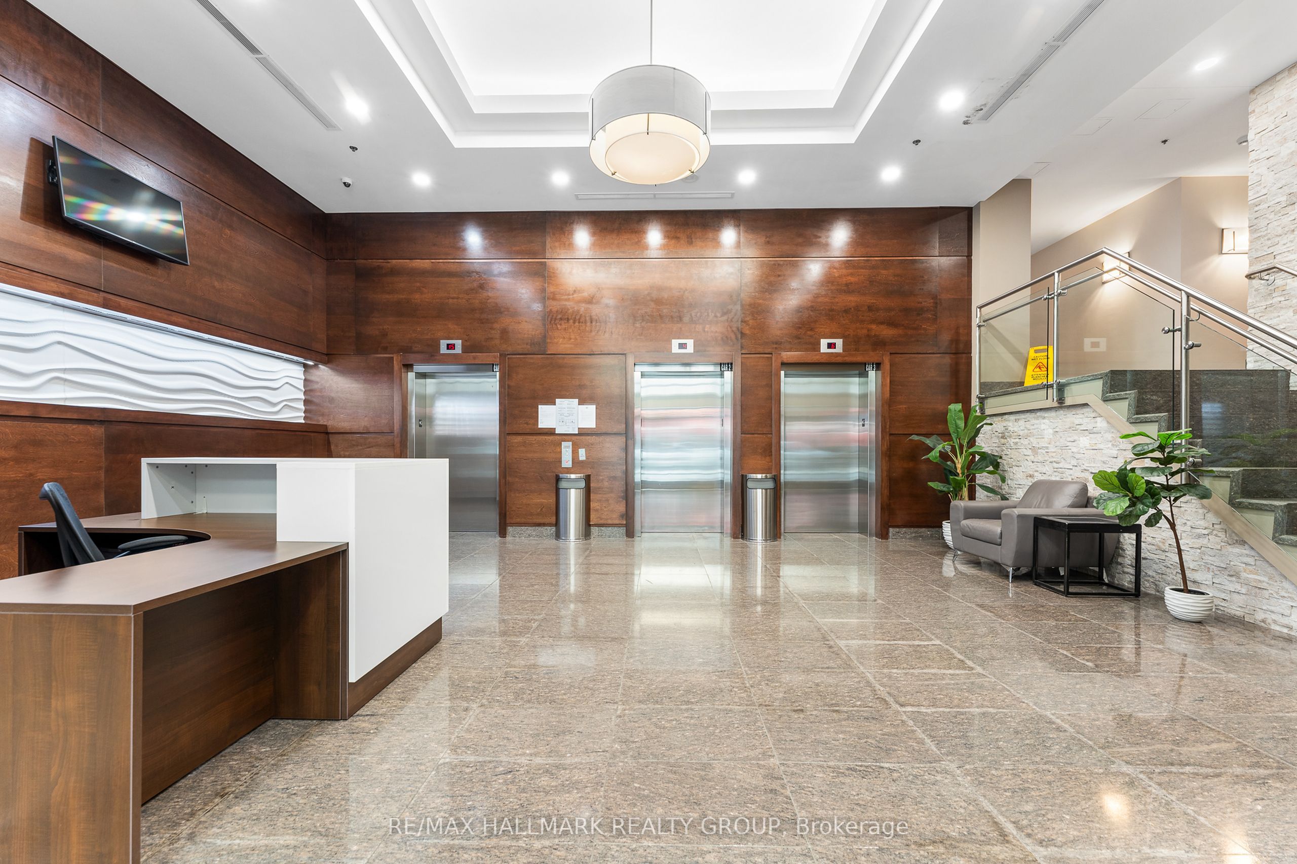 Additional image 4 of 517-238 Besserer Street, Ottawa, ON, K1N 6B1