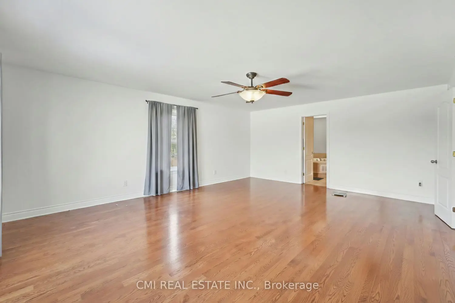 Additional image 4 of 2500 Lookout Drive