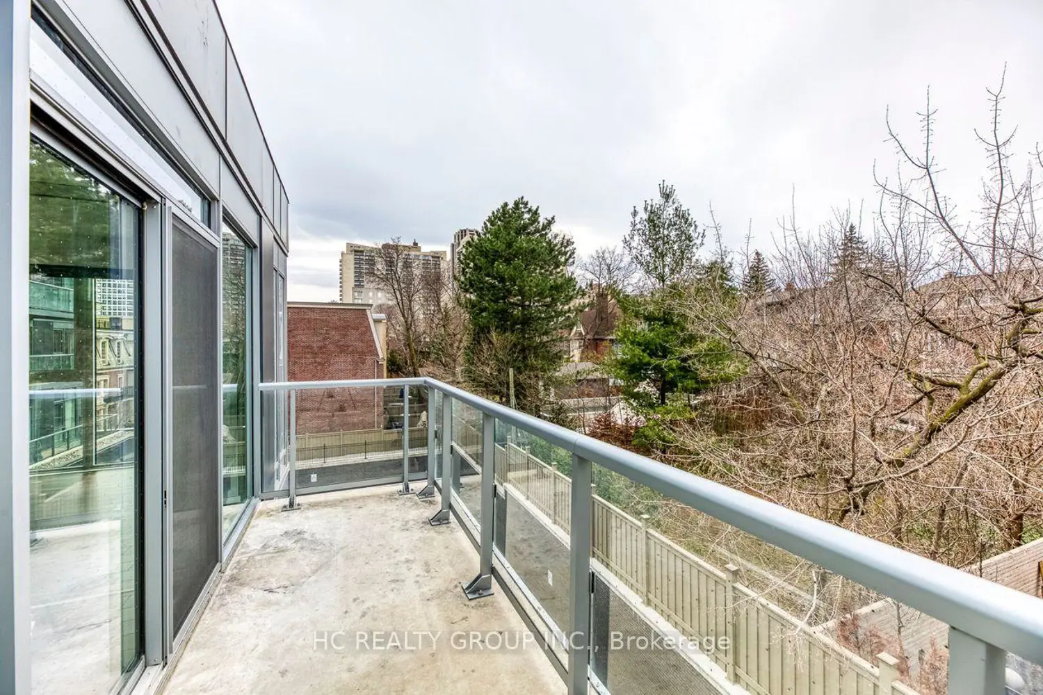 Additional image 15 of 6 Parkwood Avenue 302