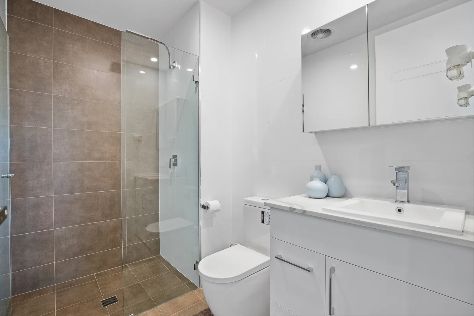 Additional image 13 of 409/10 Fielder Street, West Gosford NSW 2250