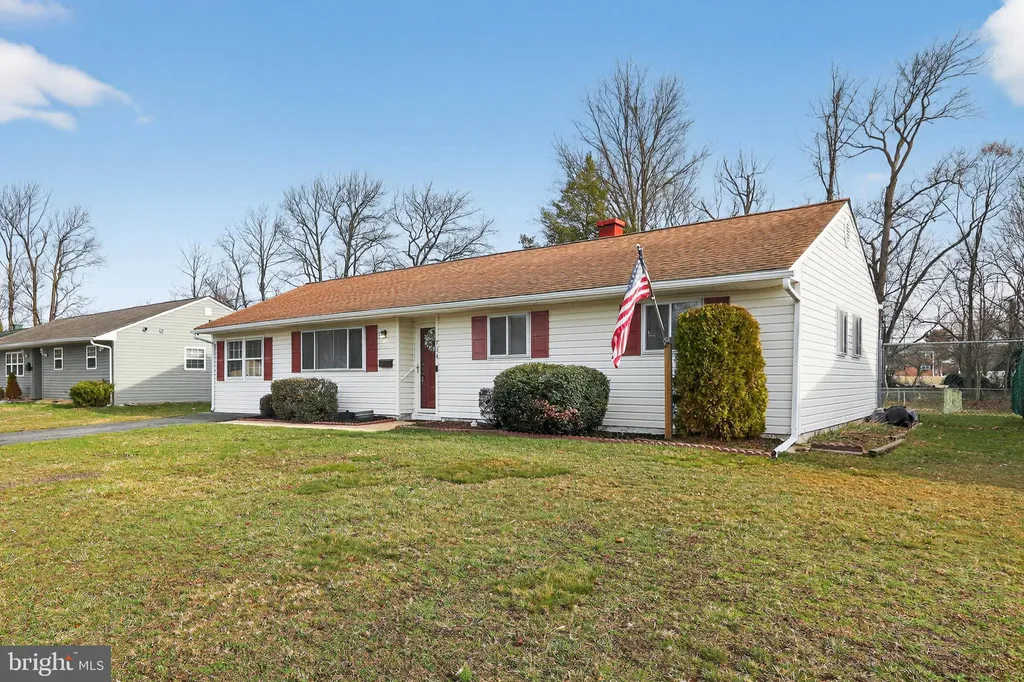 Additional image 3 of 704 Birchwood Drive, Newark, DE 19713