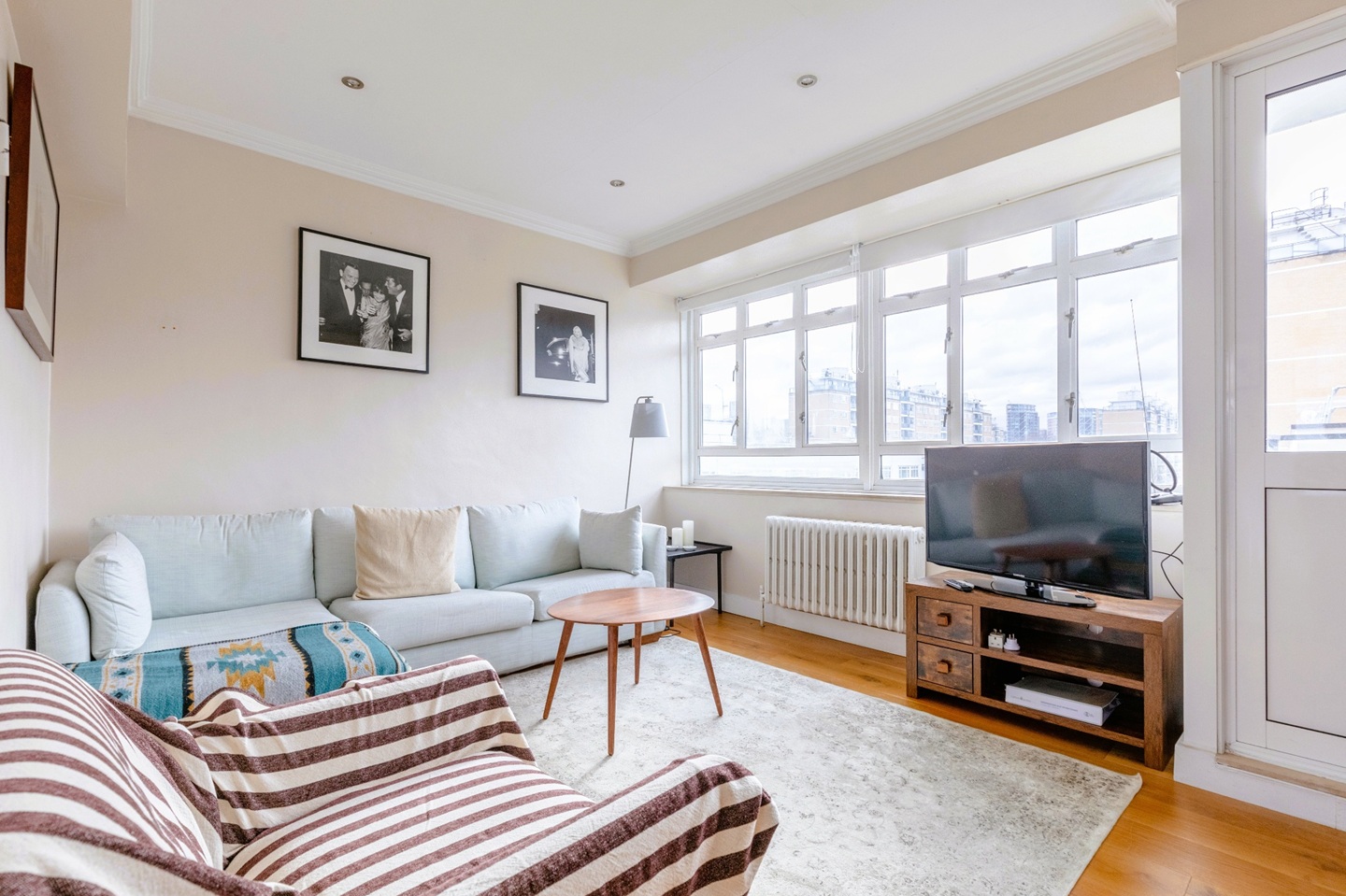 2 Bed Flat, De Quincey House, SW1V, N1 7GU