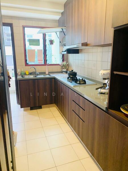 Additional image 9 of 18 Palm Grove Avenue