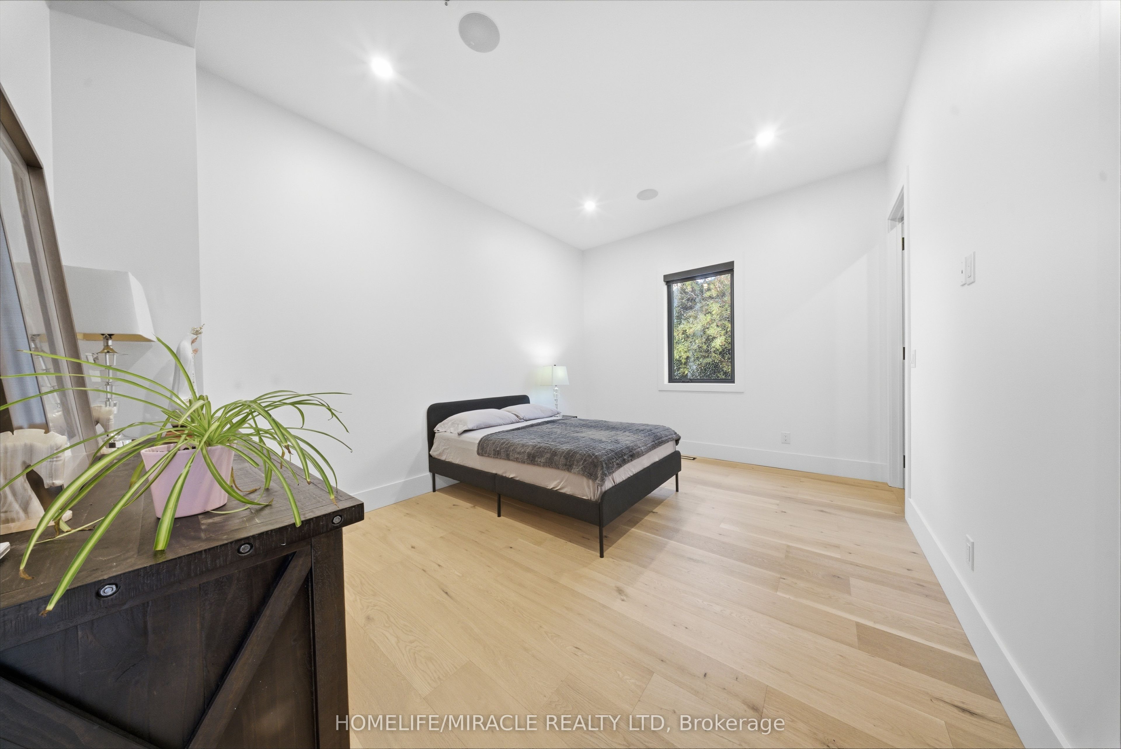 Additional image 4 of 1653 Glenburnie Road, Mississauga, ON, L5G 3E4