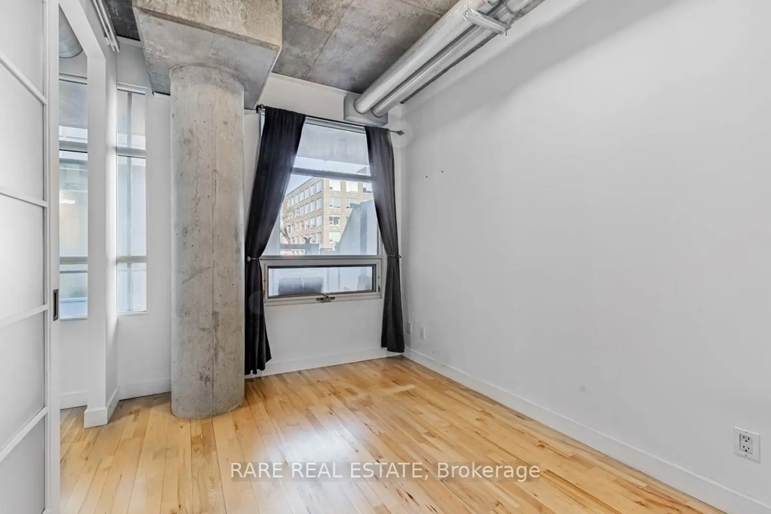 Additional image 19 of 42 Camden Street 302