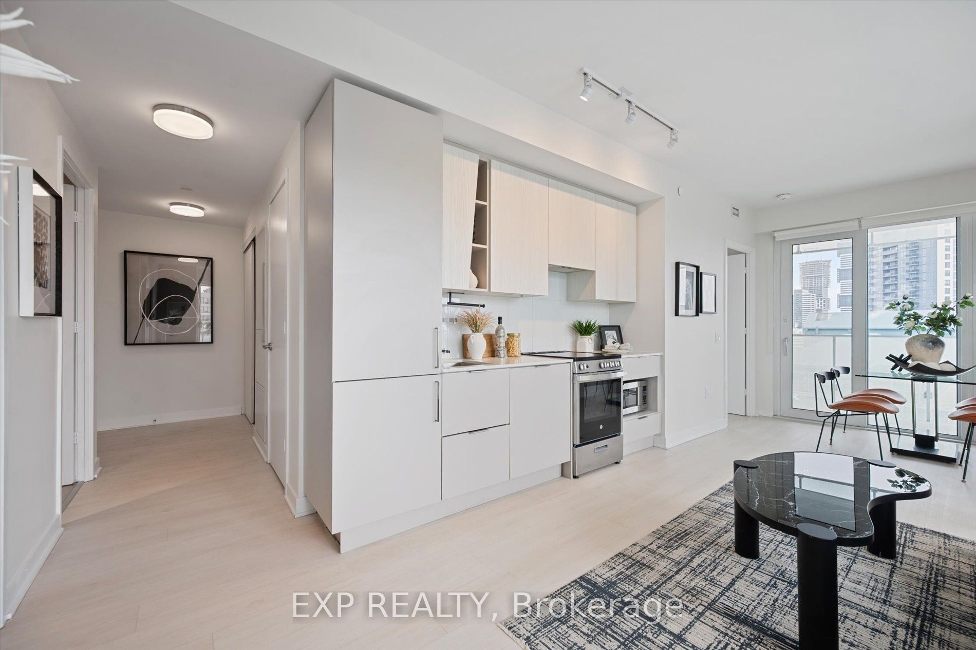 Additional image 6 of 1403-3900 Confederation Parkway, Mississauga, ON, L5B 0M3