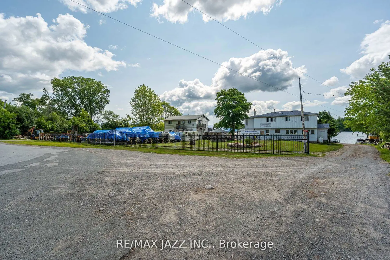 Additional image 8 of 1087 Islandview Drive