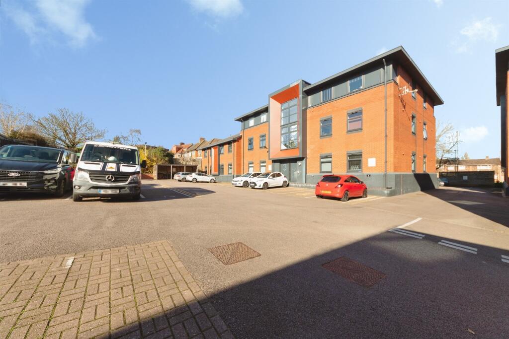 Additional image 21 of Wagon Lane, Birmingham