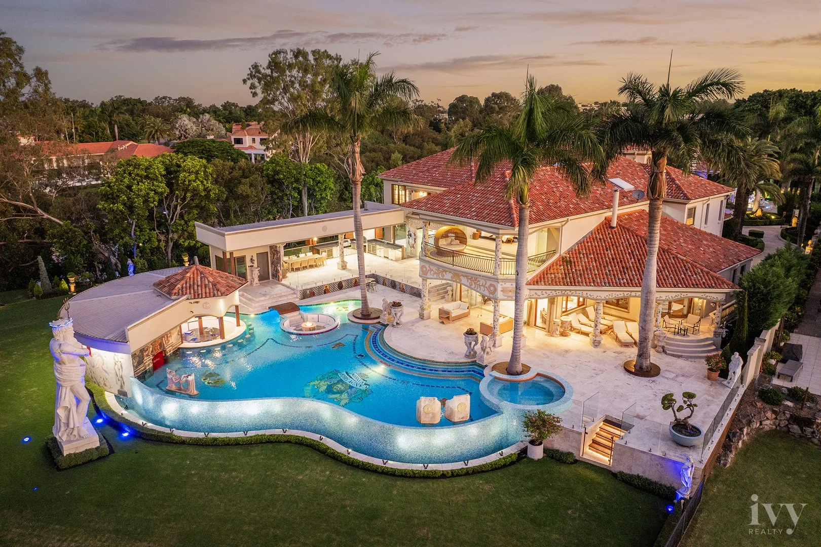 36 River Cove Place, Helensvale QLD 4212
