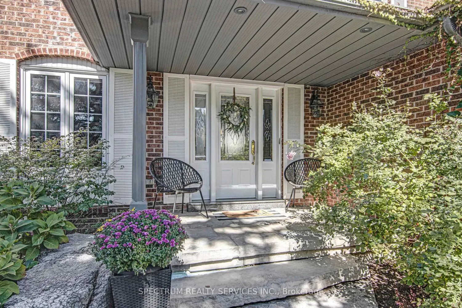 172 Charmaine Road photo 2