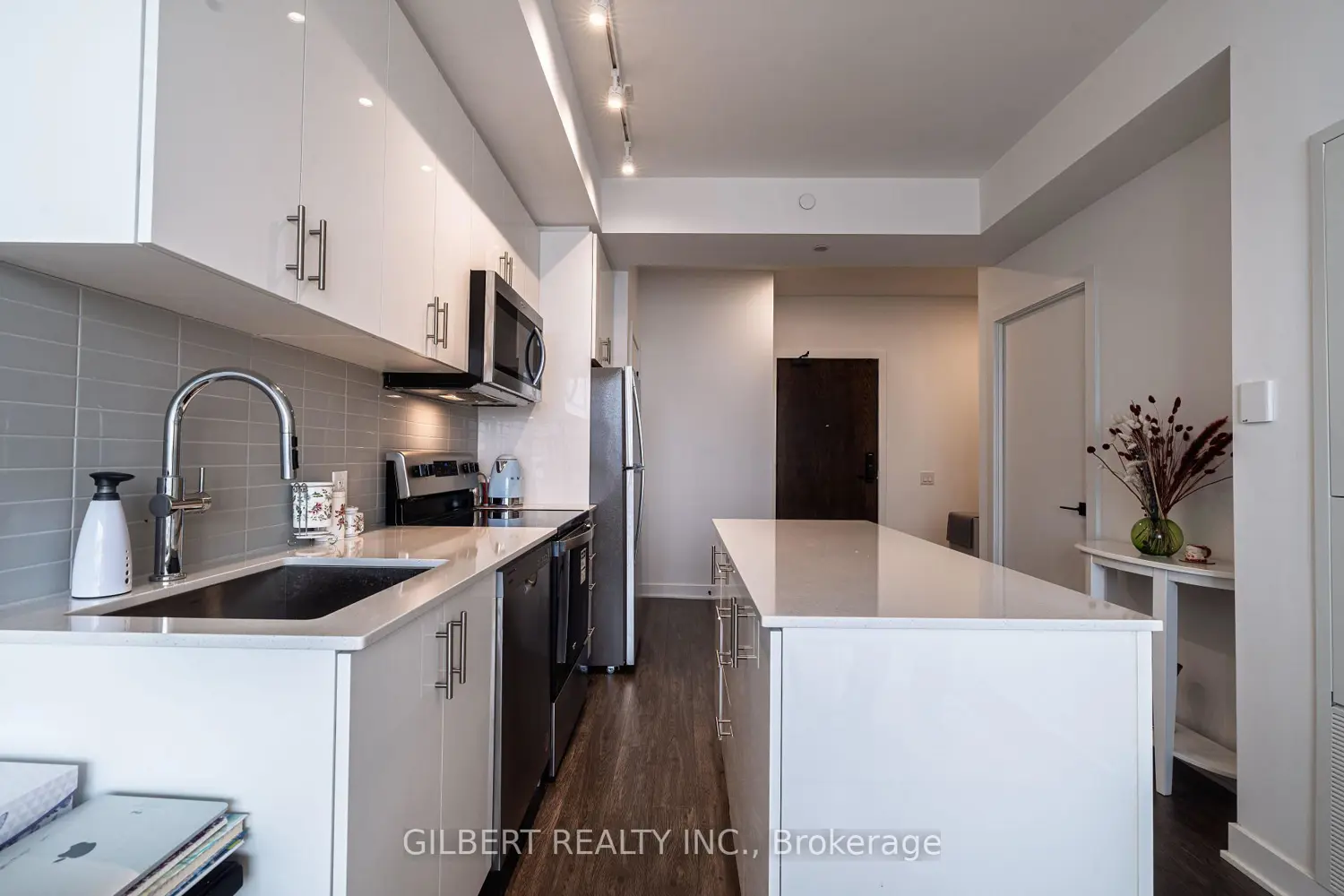 Additional image 8 of 2782 Barton Street